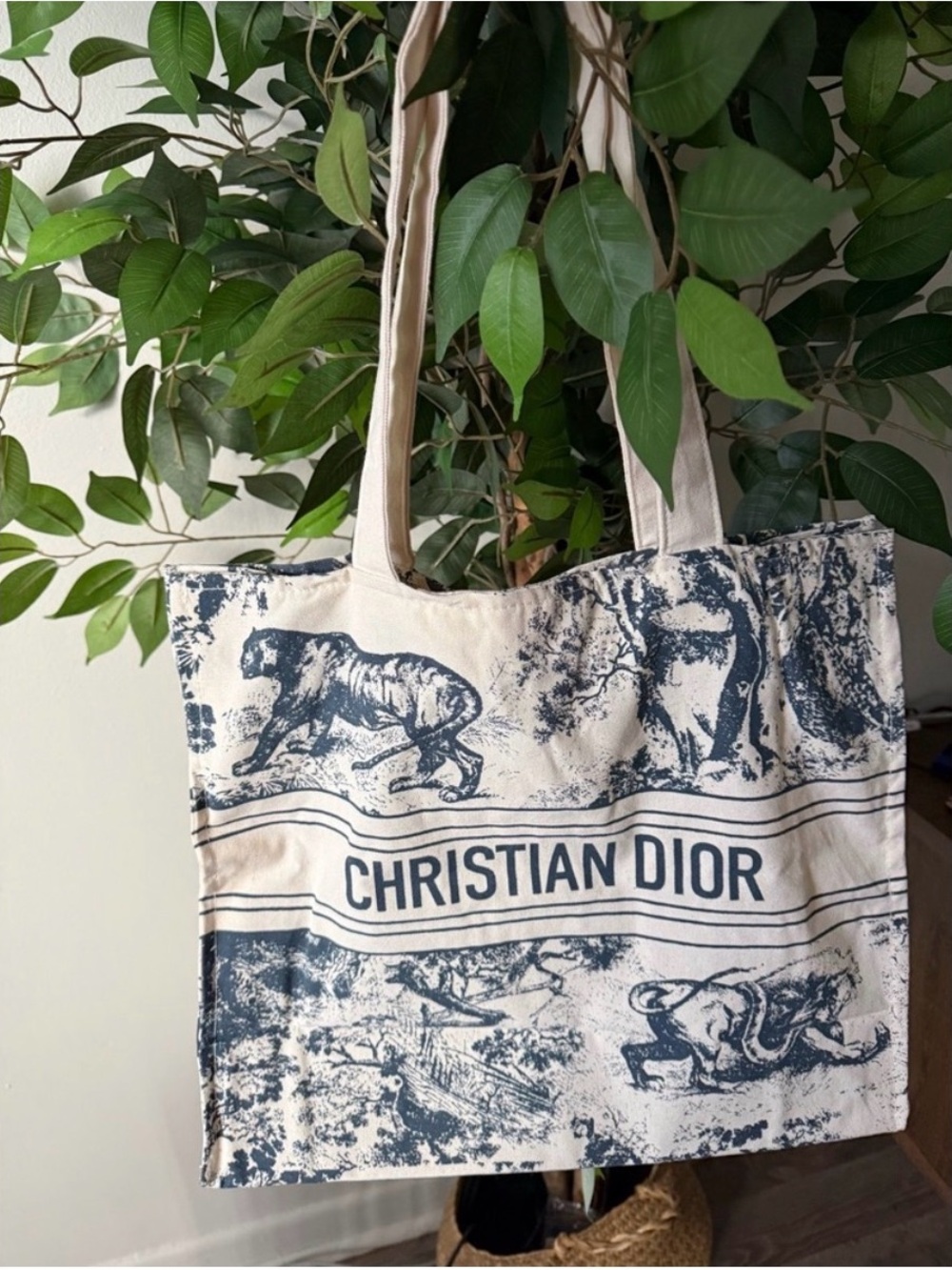 SALE  ❗️NEW Authentic Christian Dior Beauty Tote Bag